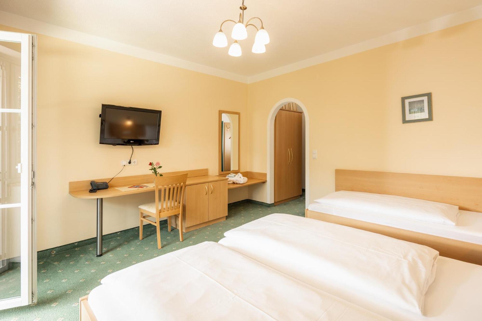 Landhotel Stofflerwirt Sankt Michael im Lungau Ngoại thất bức ảnh