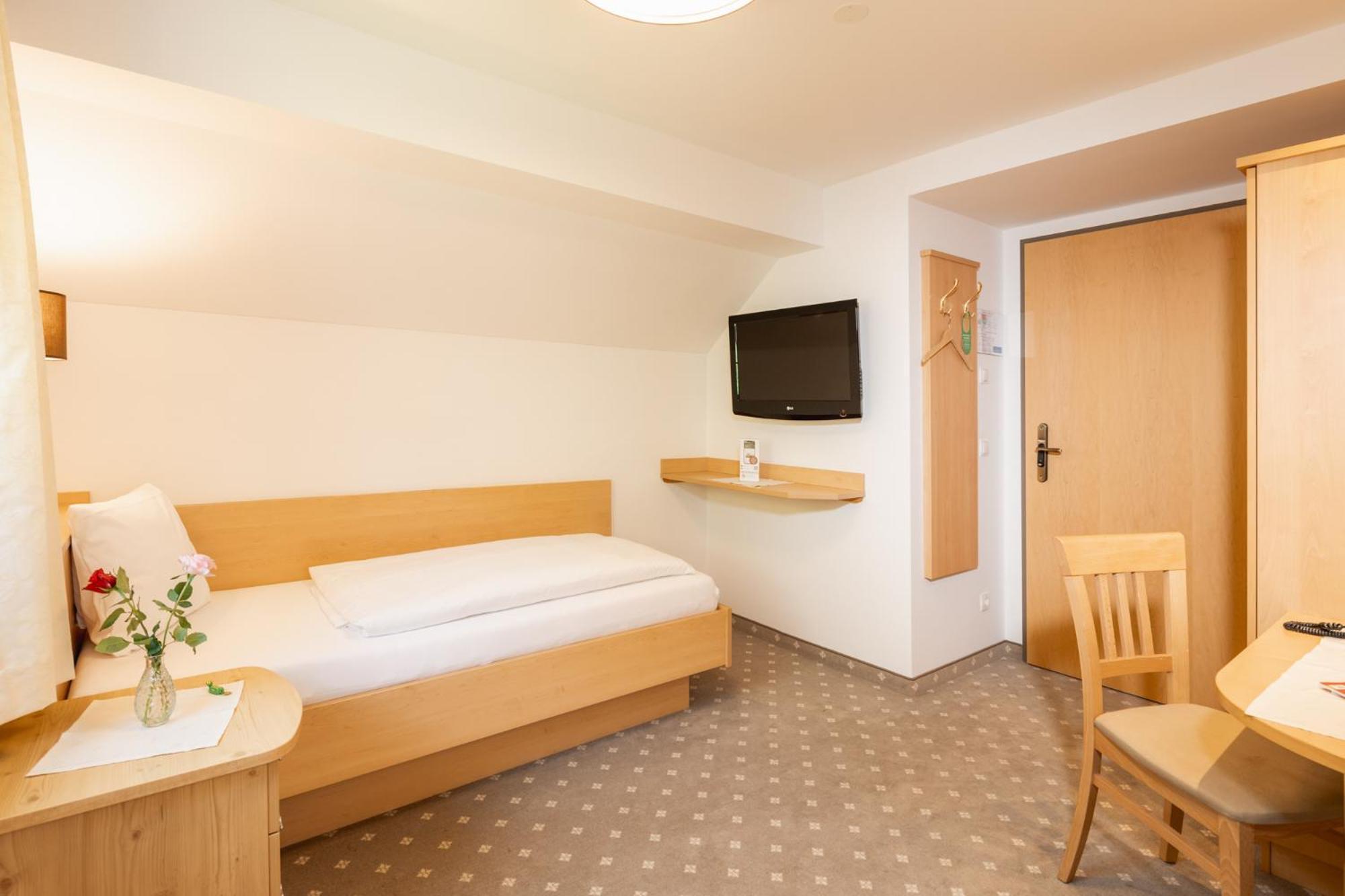 Landhotel Stofflerwirt Sankt Michael im Lungau Ngoại thất bức ảnh