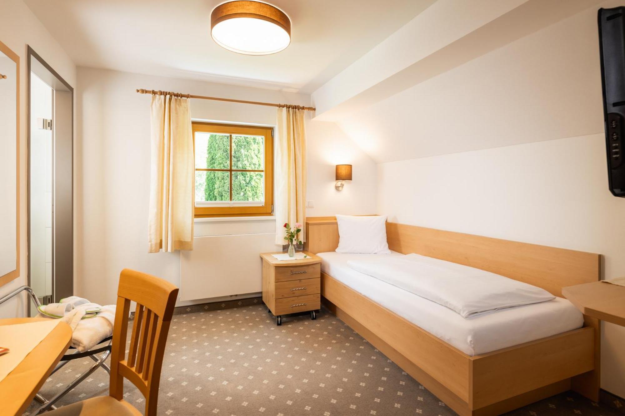 Landhotel Stofflerwirt Sankt Michael im Lungau Ngoại thất bức ảnh