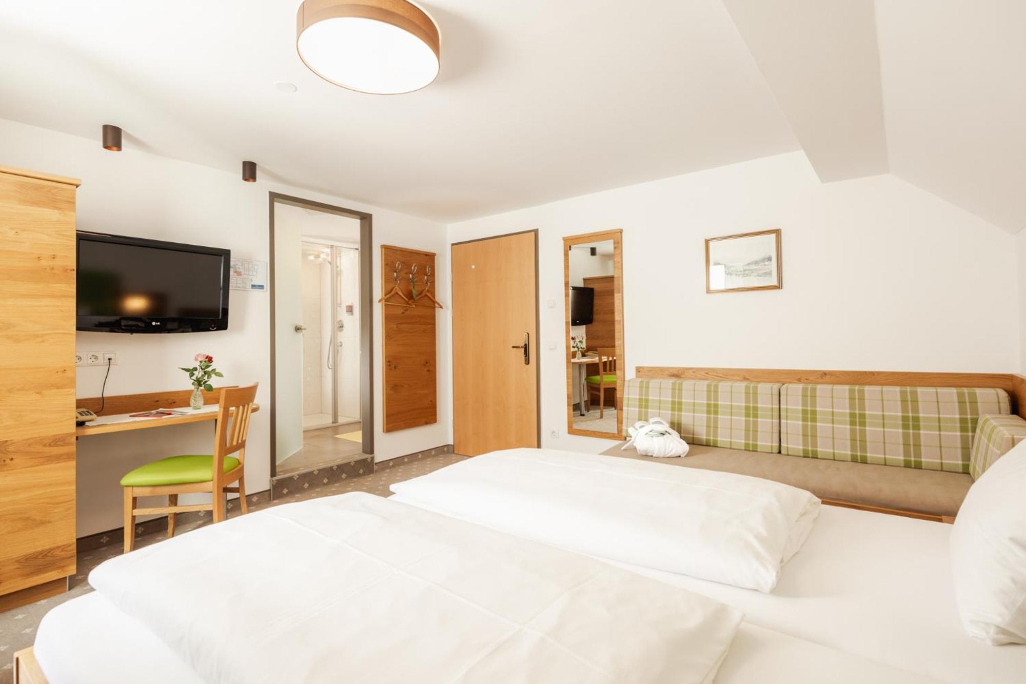 Landhotel Stofflerwirt Sankt Michael im Lungau Ngoại thất bức ảnh
