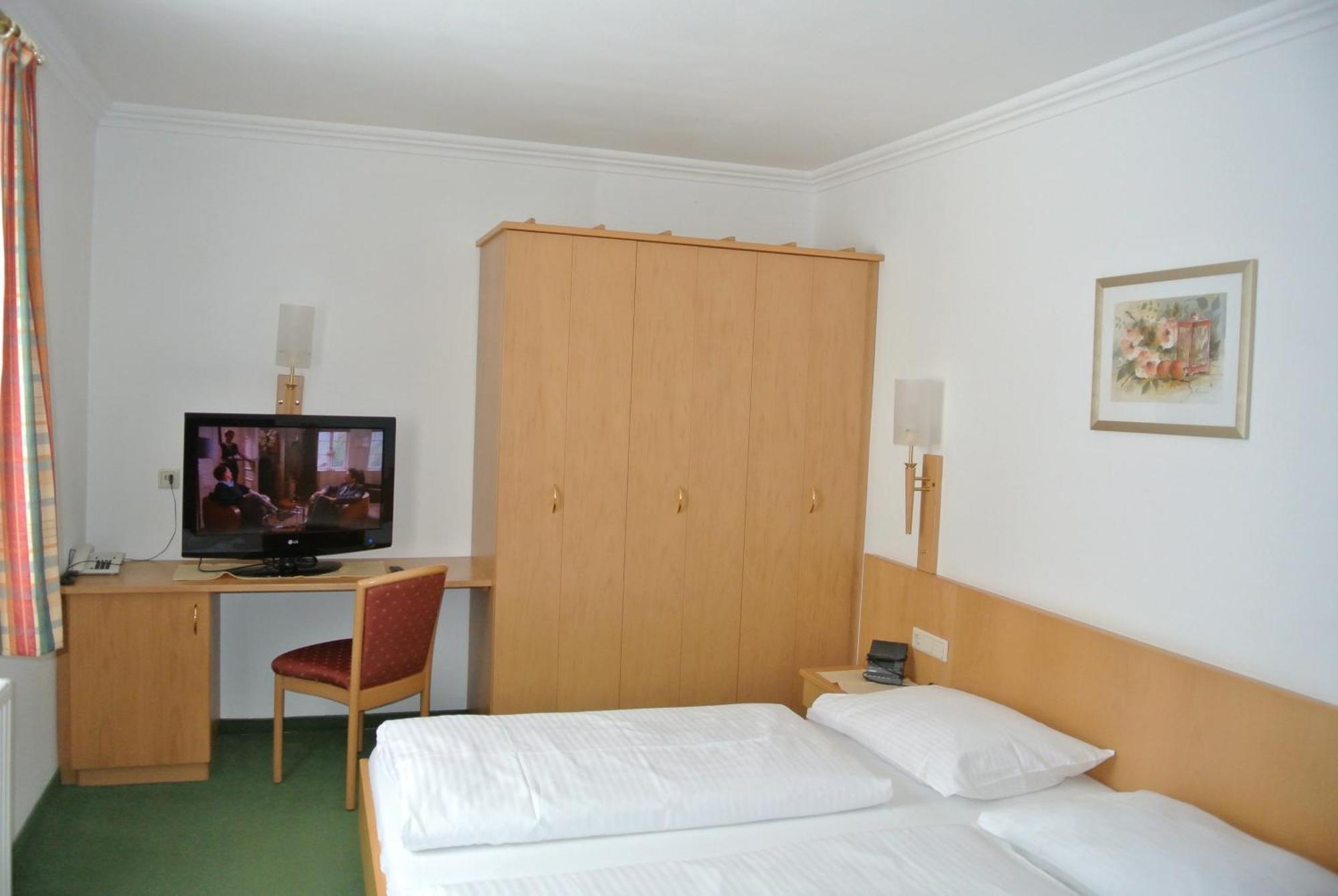 Landhotel Stofflerwirt Sankt Michael im Lungau Ngoại thất bức ảnh