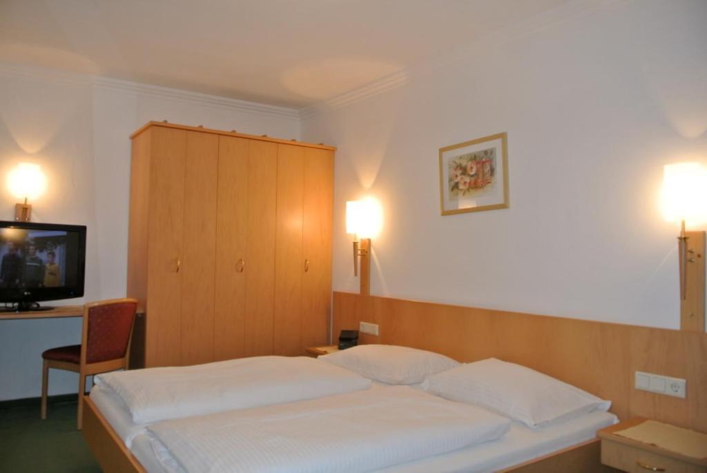 Landhotel Stofflerwirt Sankt Michael im Lungau Phòng bức ảnh