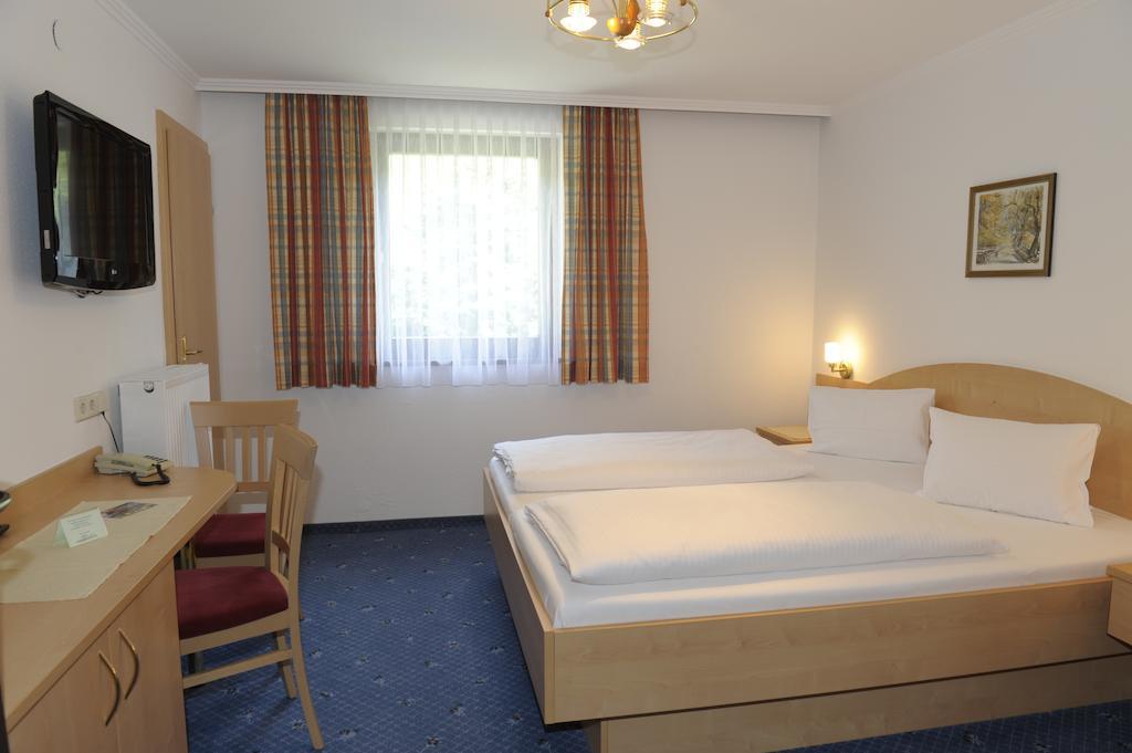 Landhotel Stofflerwirt Sankt Michael im Lungau Phòng bức ảnh