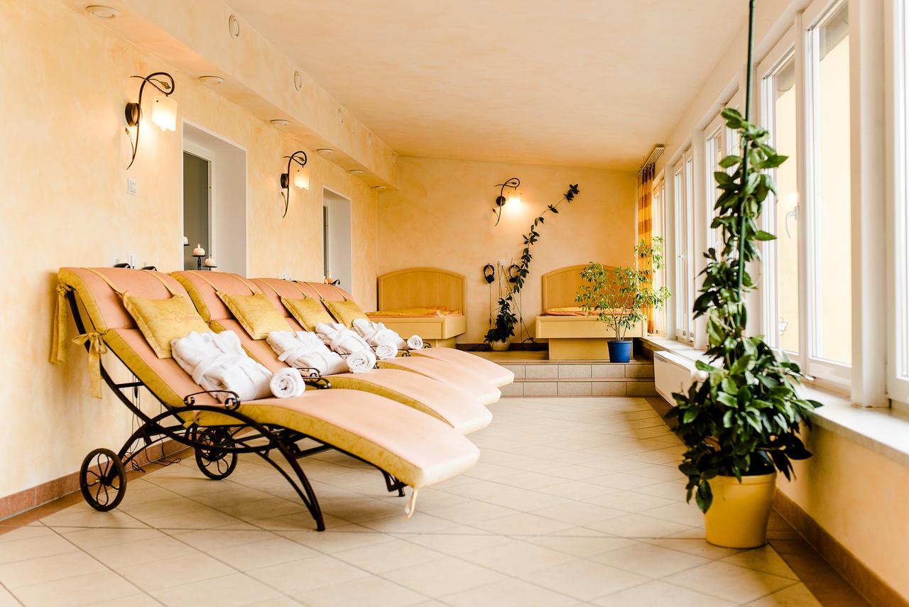 Landhotel Stofflerwirt Sankt Michael im Lungau Ngoại thất bức ảnh